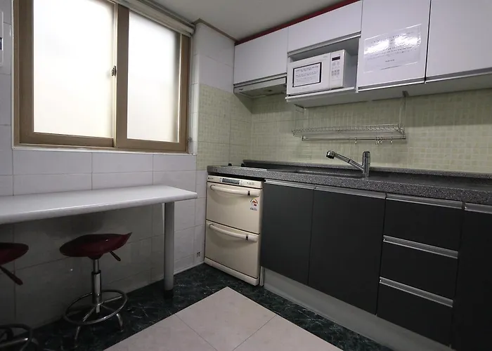The New Simple House 호스텔 *